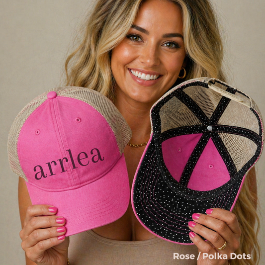 Embroidered arrlea Signature Hat (Black)